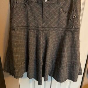 Simon Chang Plaid Gray A-Line Skirt Chain Diamond Accents Knee Length Size 8